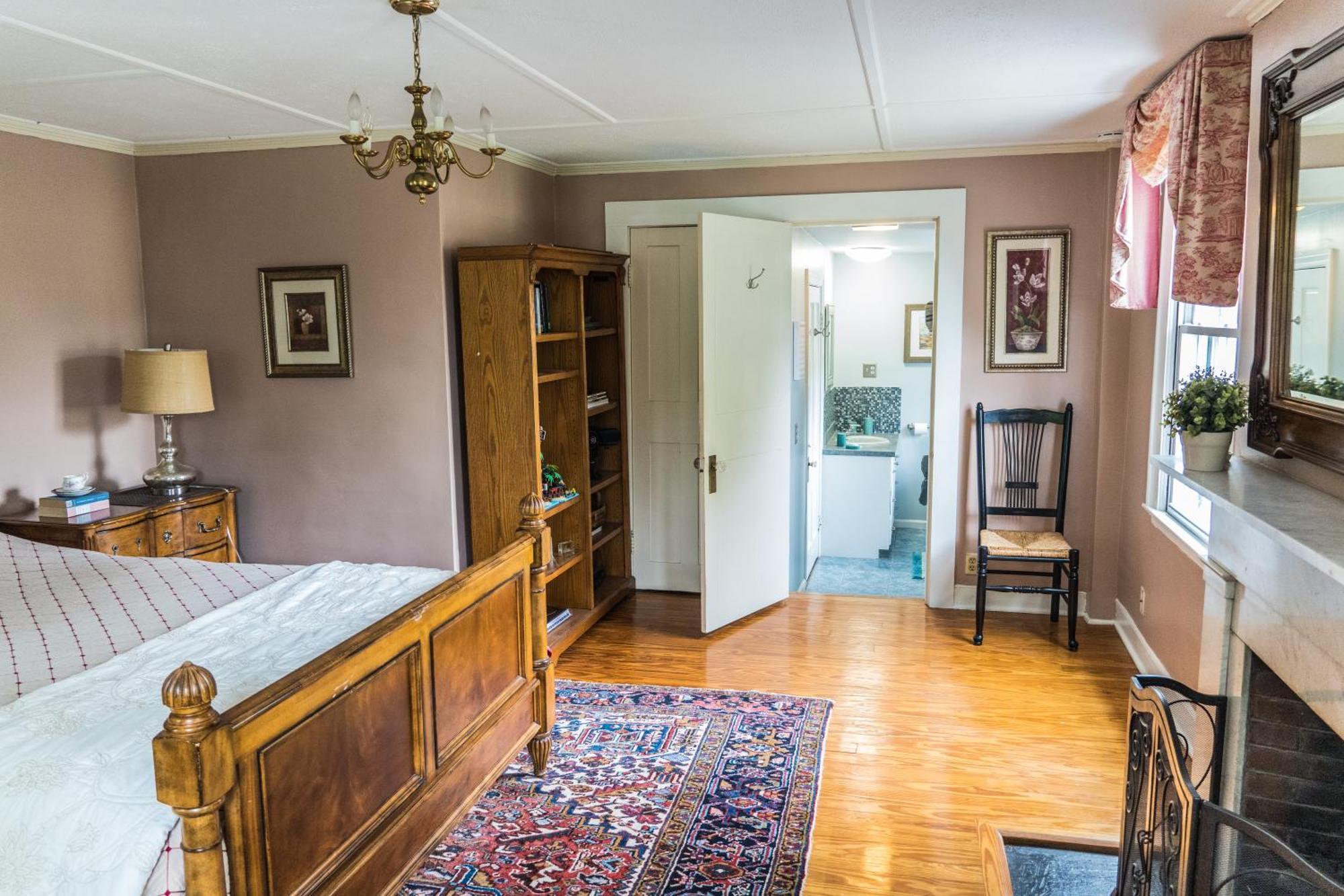 Antique1242 British Bed & Breakfast Enfield Eksteriør billede